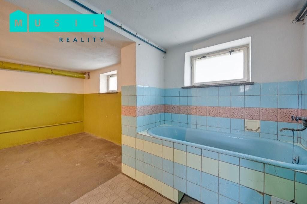 Prodej nemovitosti 300 m² - foto 17