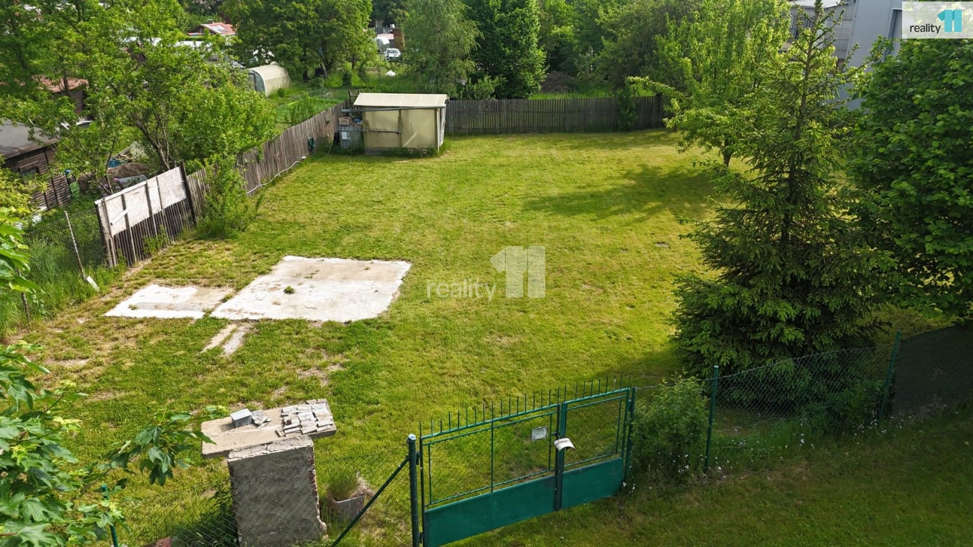 Prodej pozemku 573 m² - foto 1