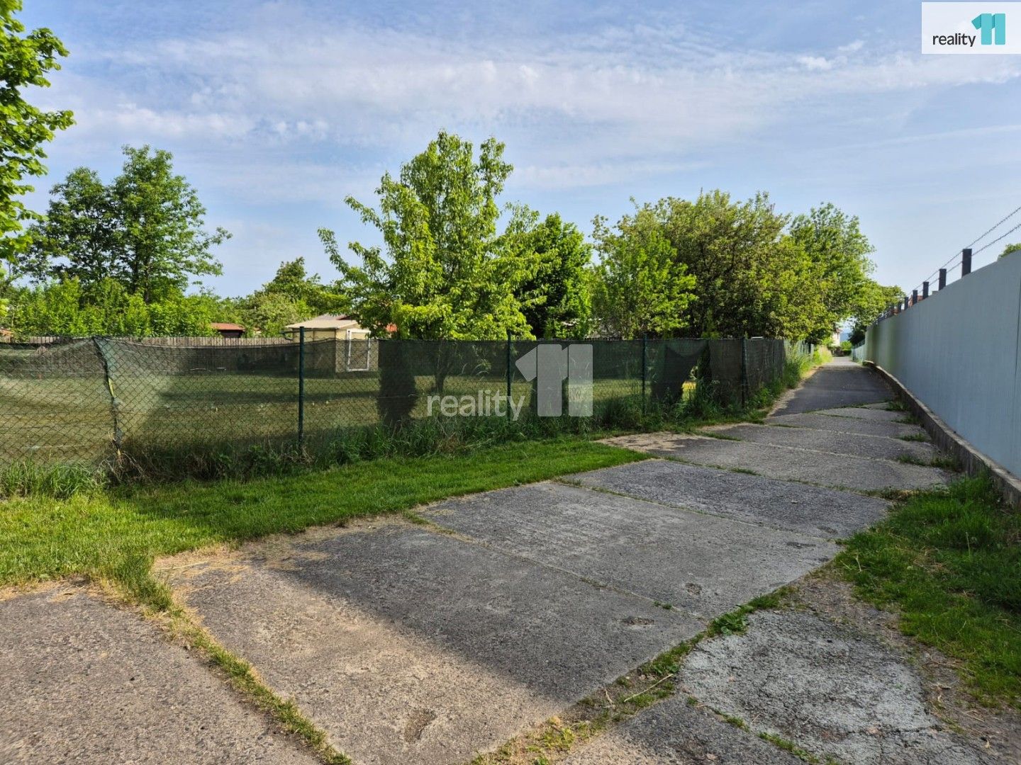 Prodej pozemku 573 m² - foto 2