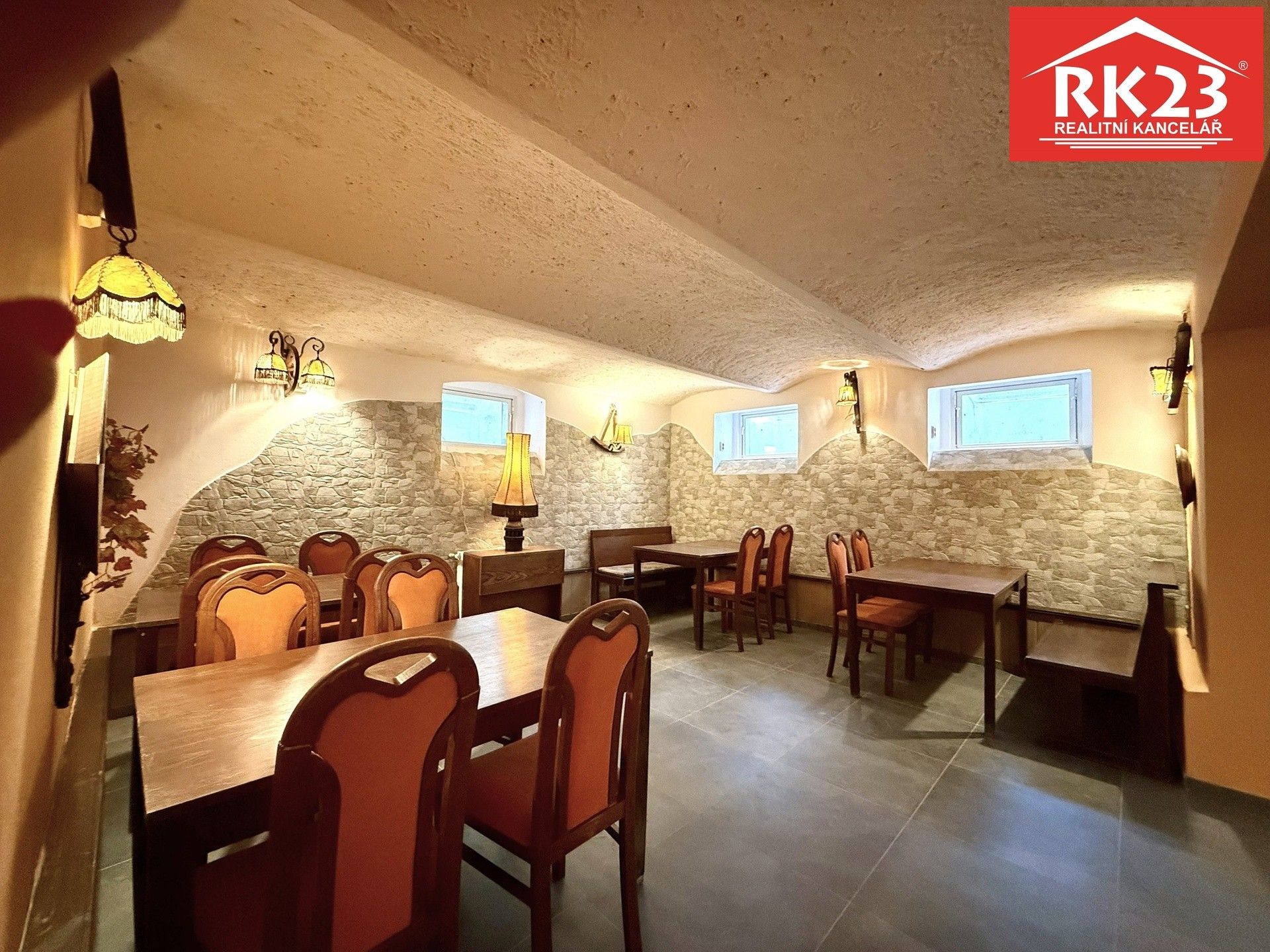 Pronájem komerčního prostoru 100 m² - foto 13