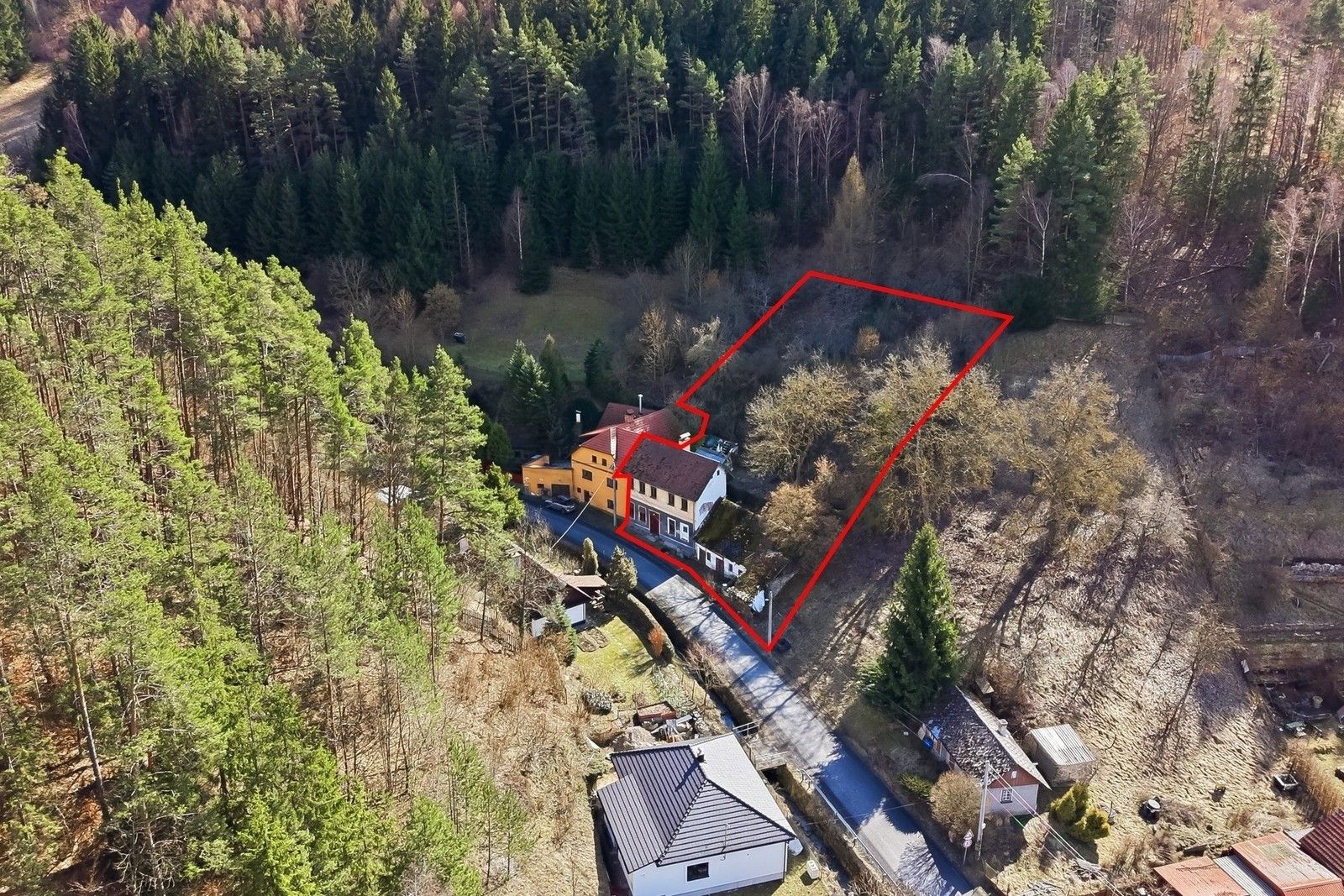 Prodej domu 140 m² - foto 1
