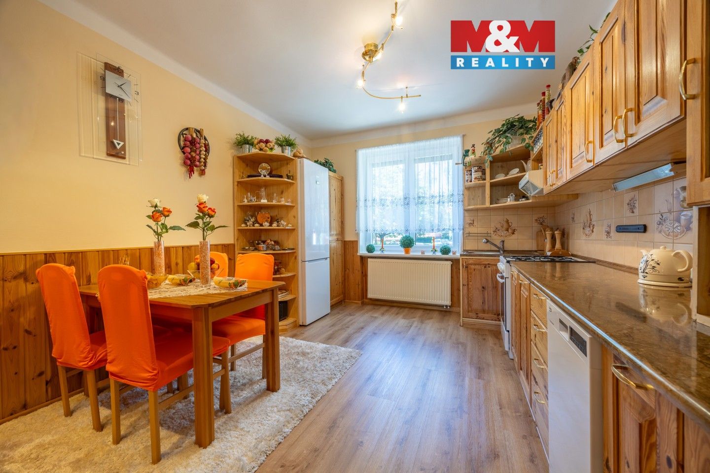 Prodej bytu 2+1 67 m² - foto 1