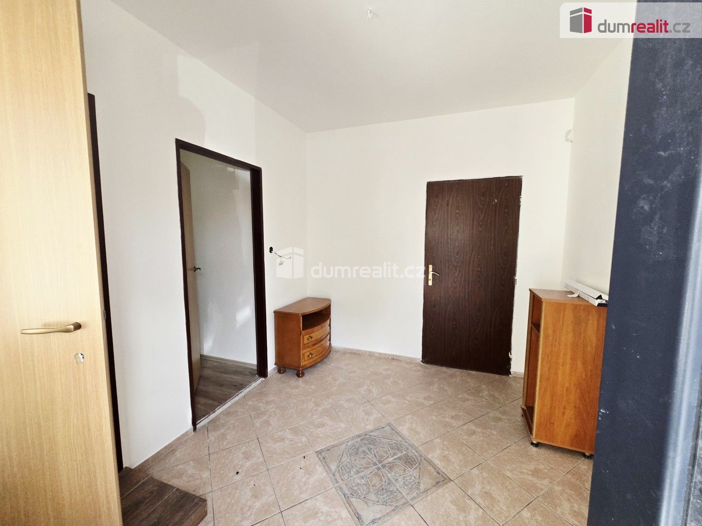 Pronájem bytu 3+kk 98 m² - foto 2
