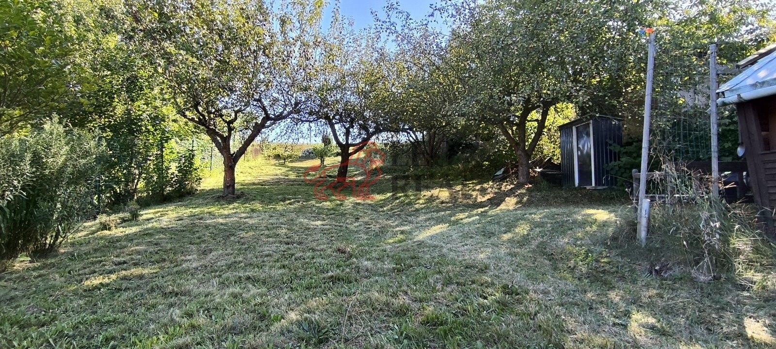 Prodej pozemku 560 m² - foto 2