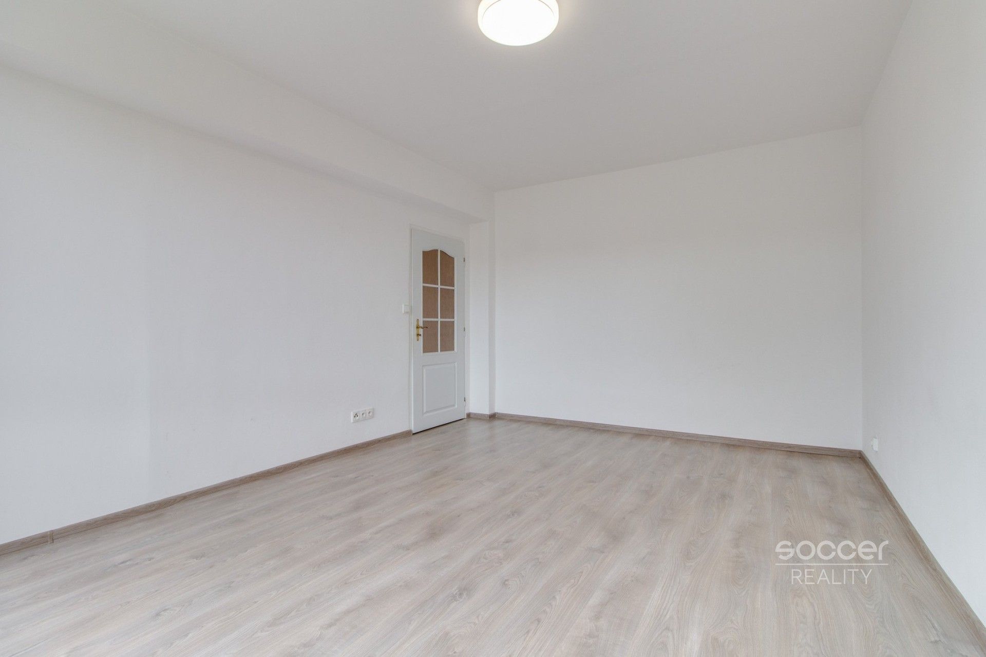 Pronájem bytu 1+1 35 m² - foto 6