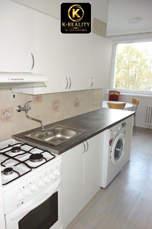 Pronájem bytu 2+1 63 m² - foto 8