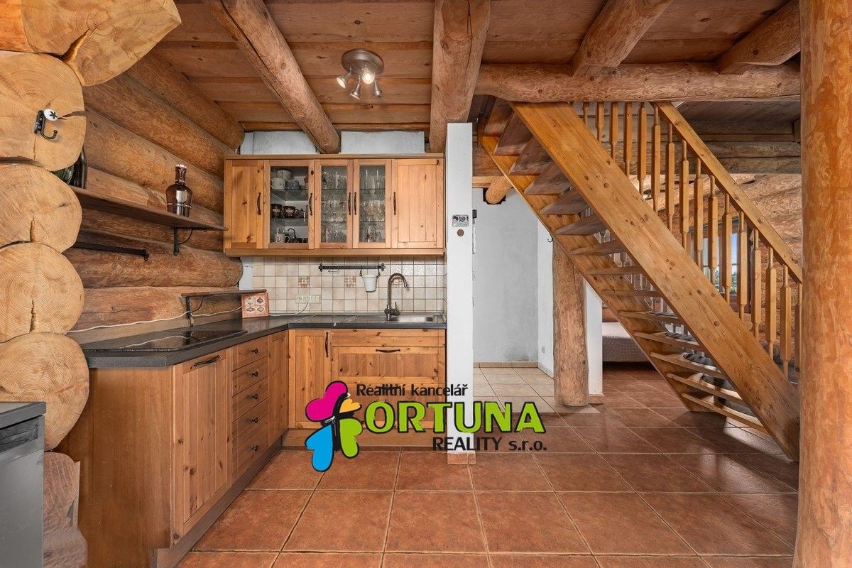 Prodej nemovitosti 115 m² - foto 4