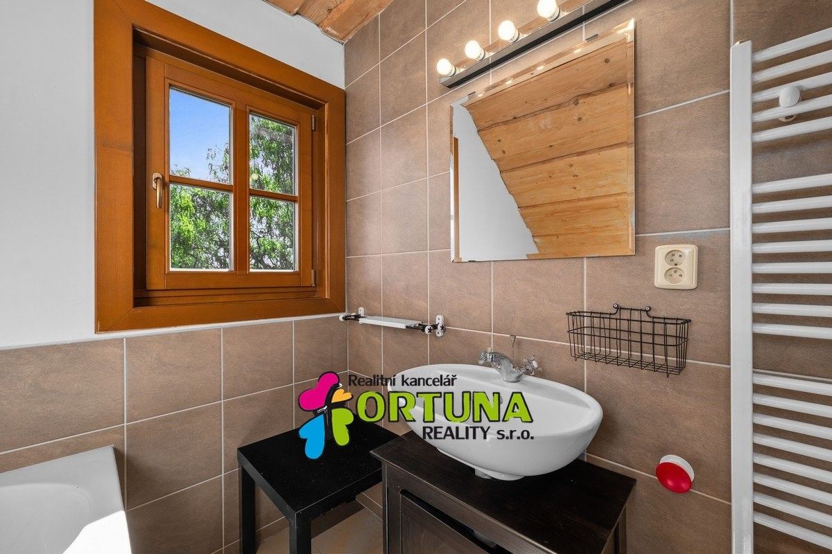 Prodej nemovitosti 115 m² - foto 9