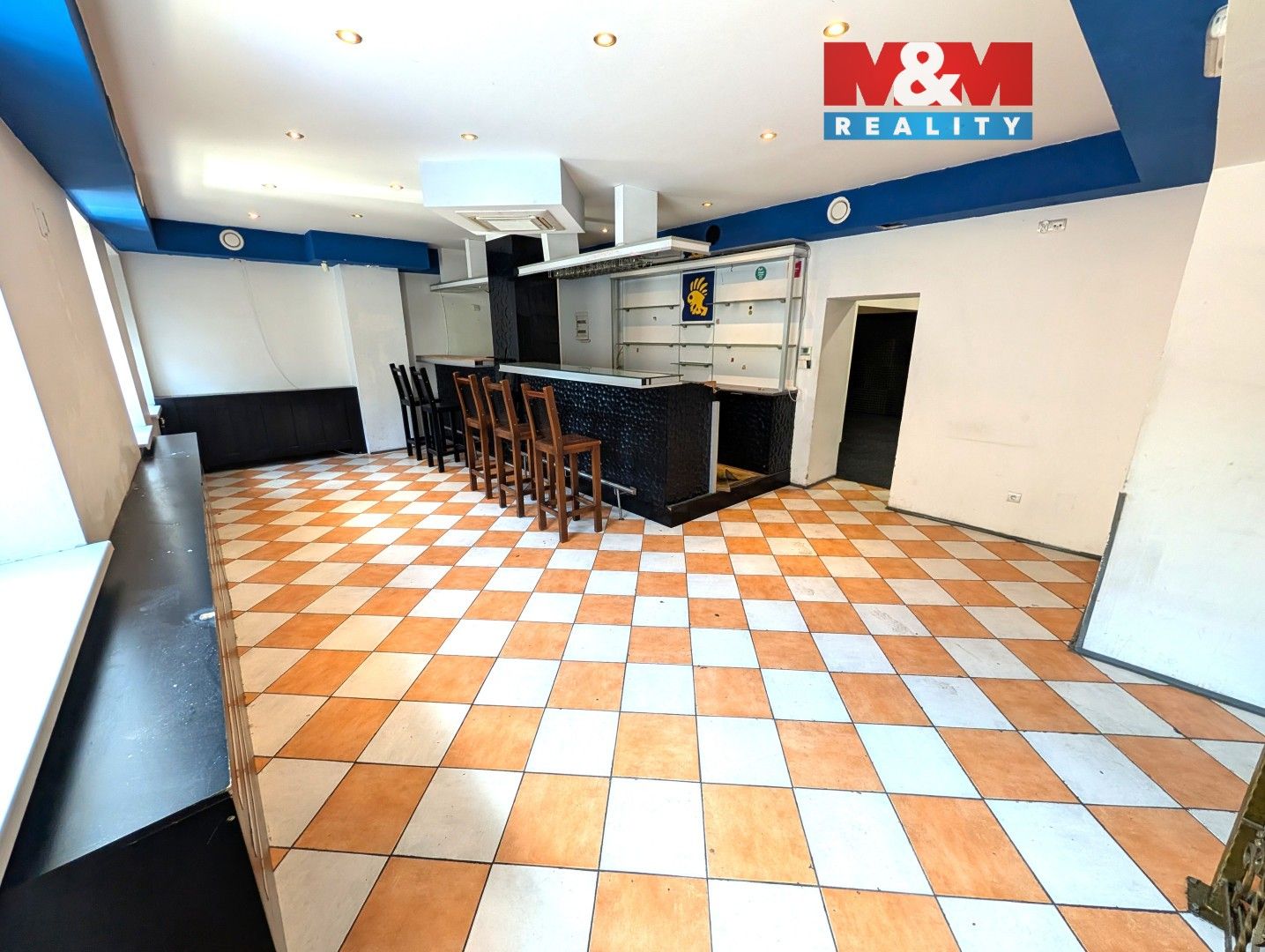 Pronájem komerčního prostoru 125 m² - foto 1