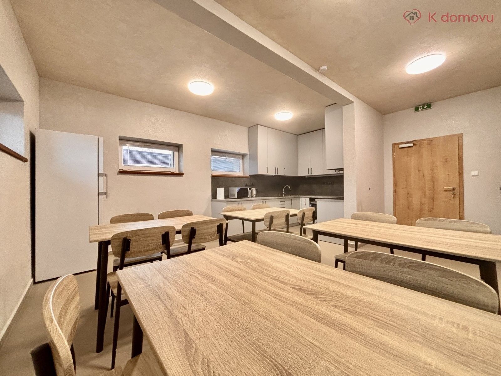 Pronájem komerčního prostoru 600 m² - foto 1