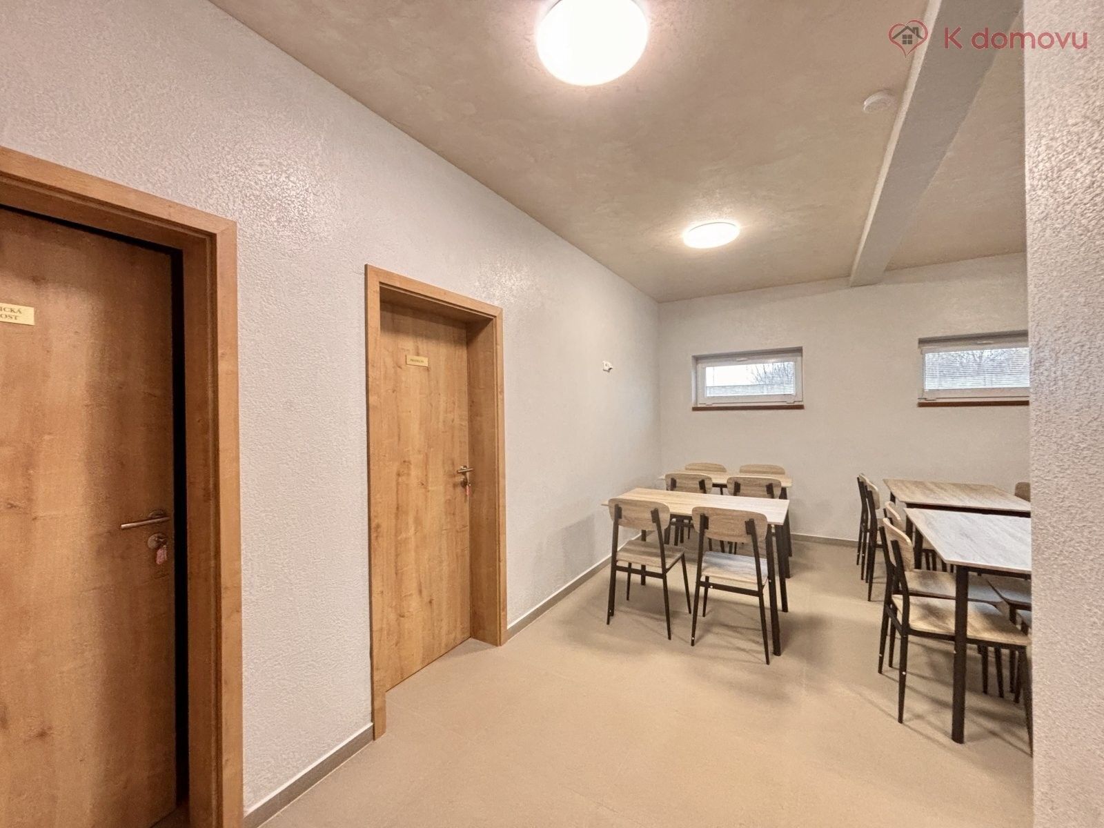 Pronájem komerčního prostoru 600 m² - foto 4
