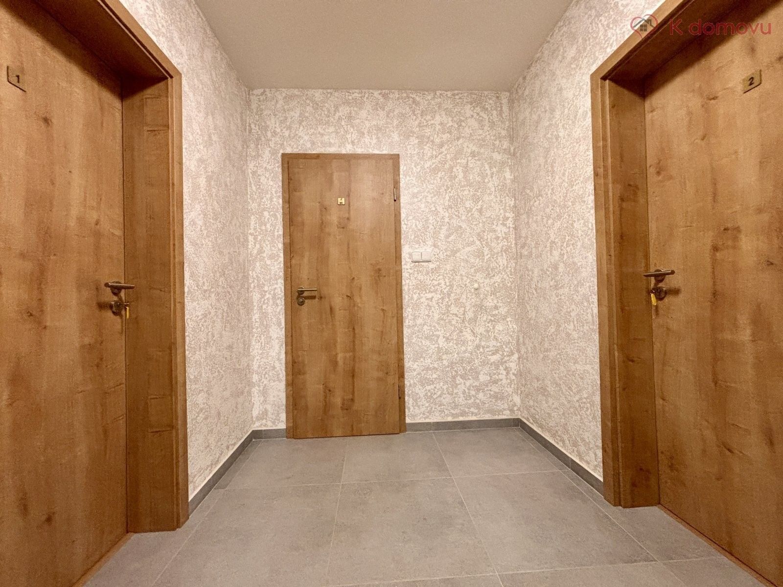 Pronájem komerčního prostoru 600 m² - foto 7