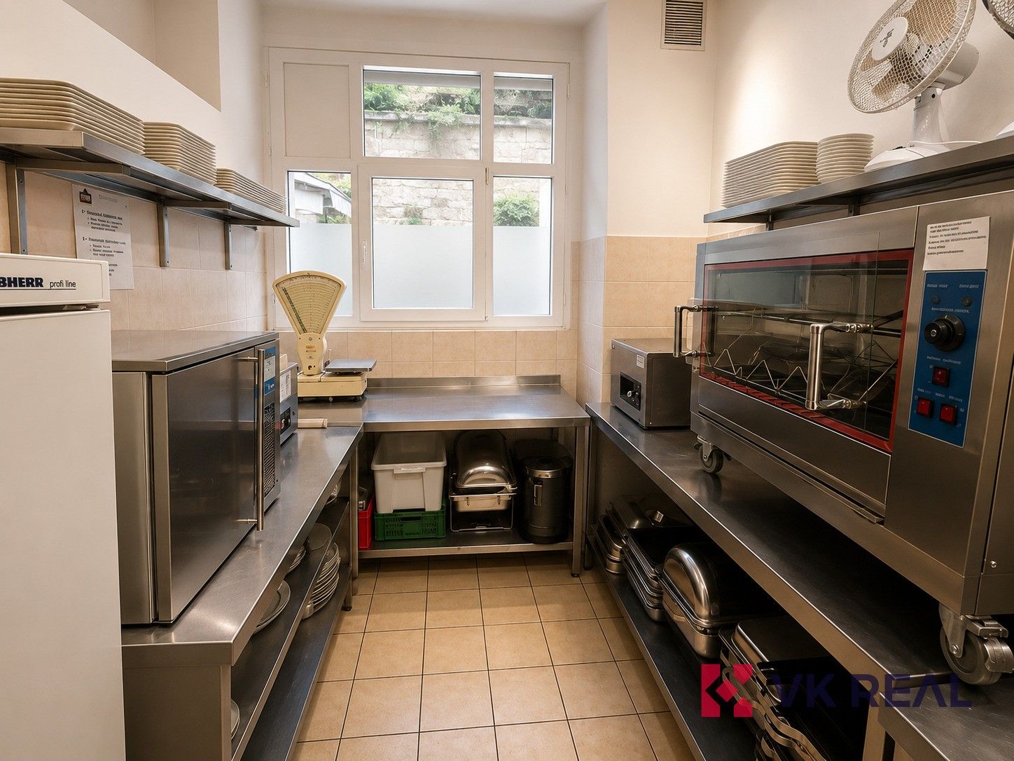 Pronájem komerčního prostoru 497 m² - foto 9