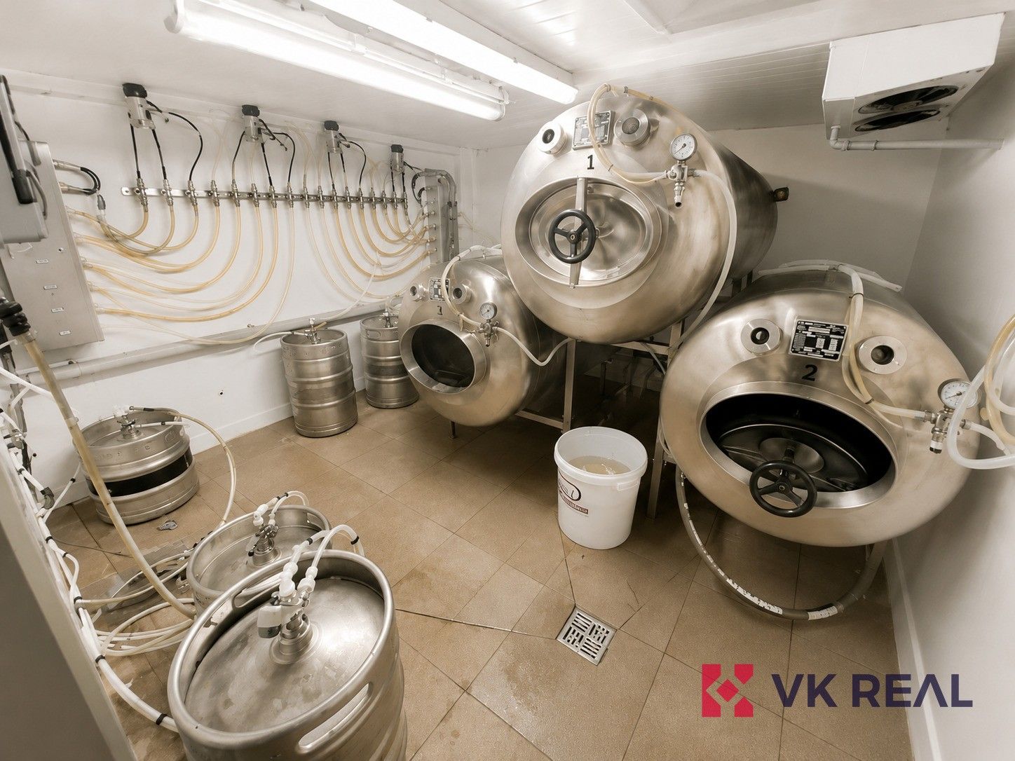 Pronájem komerčního prostoru 497 m² - foto 13