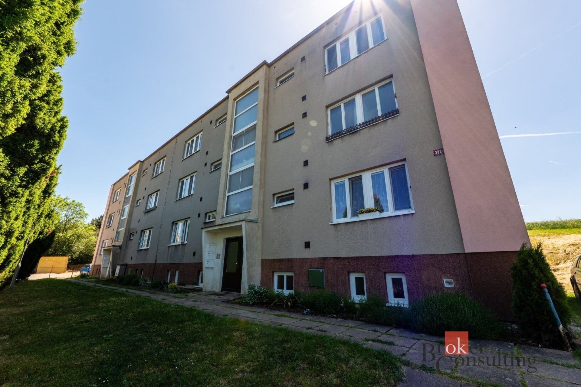 Prodej bytu 3+1 71 m² - foto 1