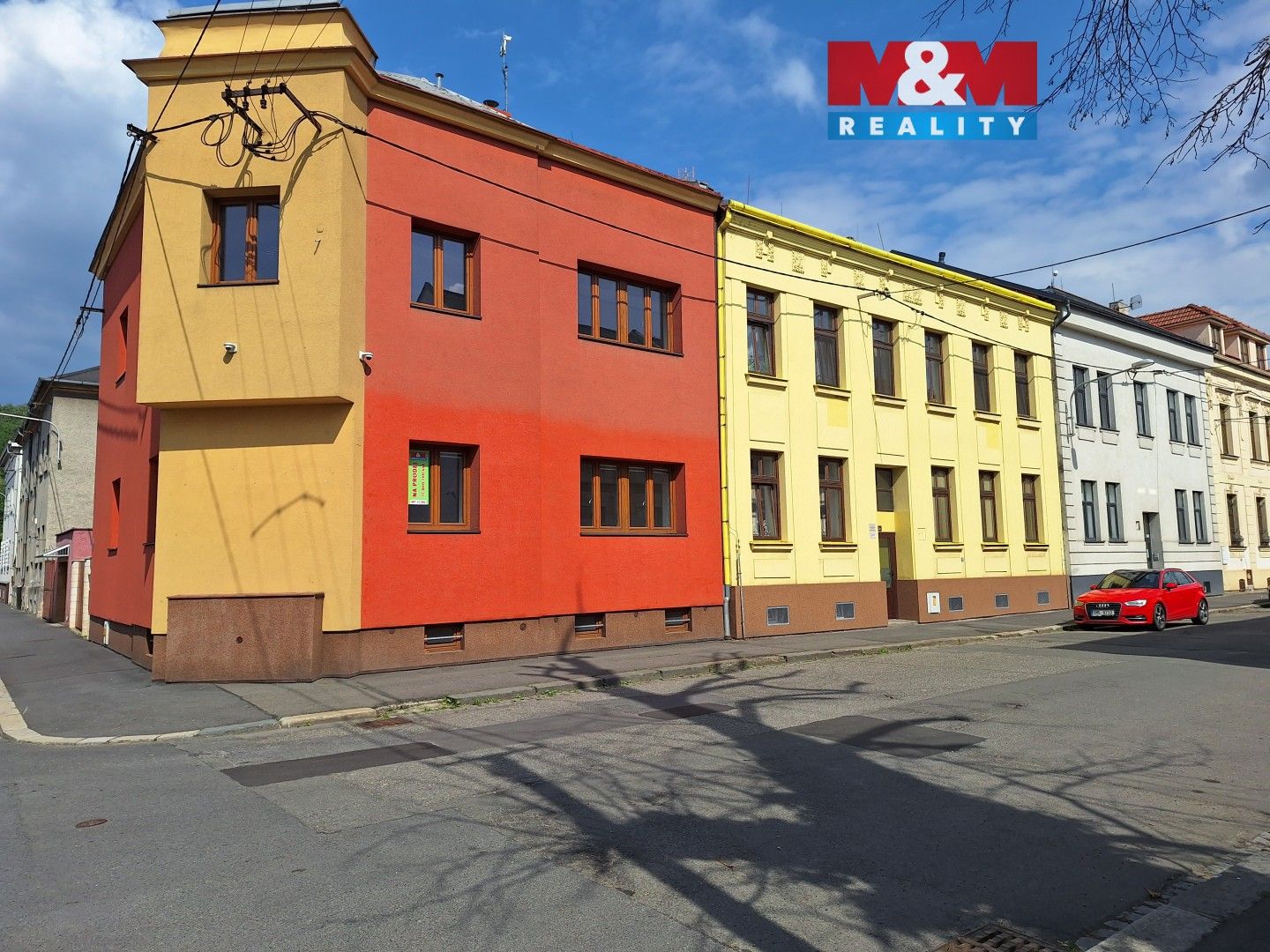 Prodej komerčního prostoru 310 m² - foto 1