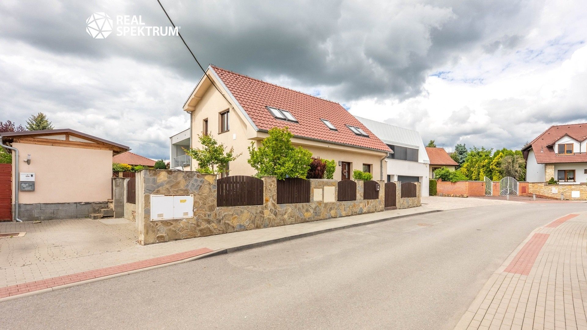 Prodej domu 147 m² - foto 1