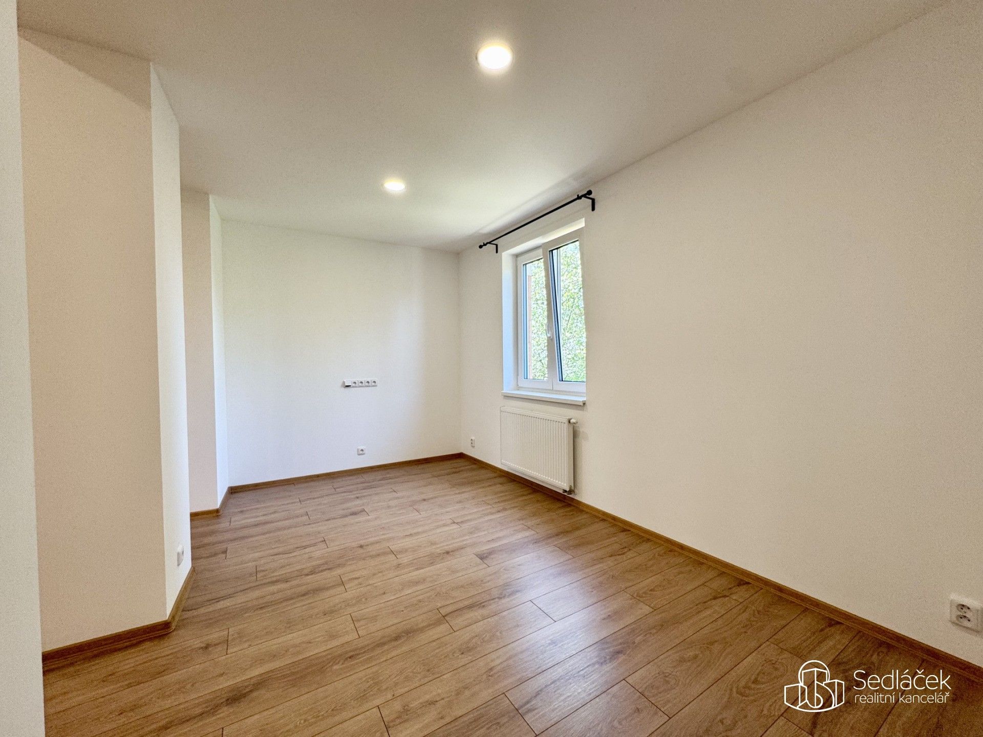 Pronájem bytu 3+kk 78 m² - foto 6