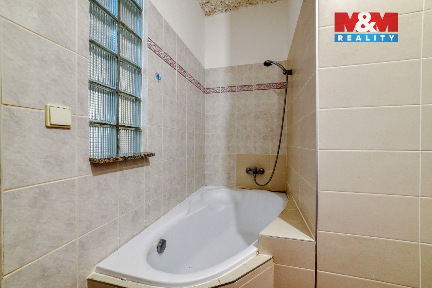 Pronájem bytu 3+1 81 m² - foto 16