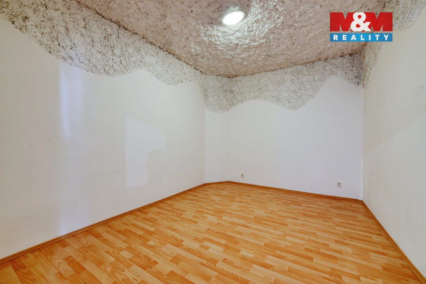 Pronájem bytu 3+1 81 m² - foto 21