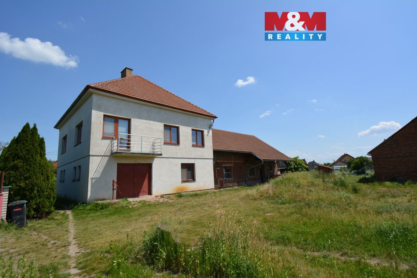 Prodej domu 196 m² - foto 1