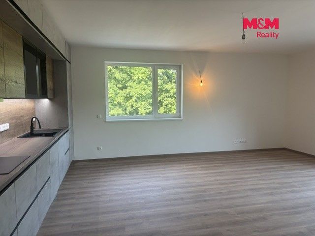 Pronájem bytu 2+kk 70 m² - foto 3