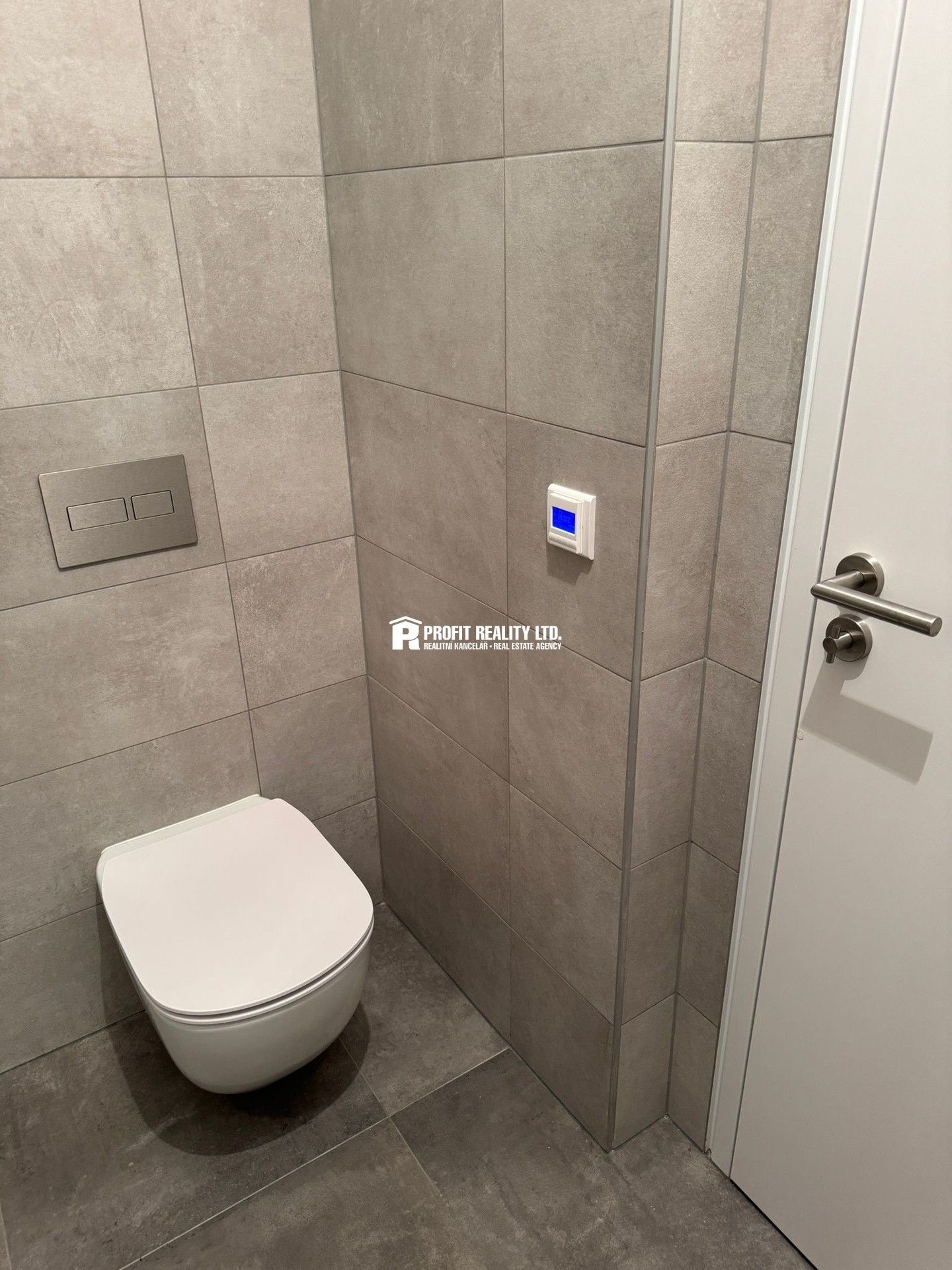 Pronájem bytu 2+kk 50 m² - foto 14