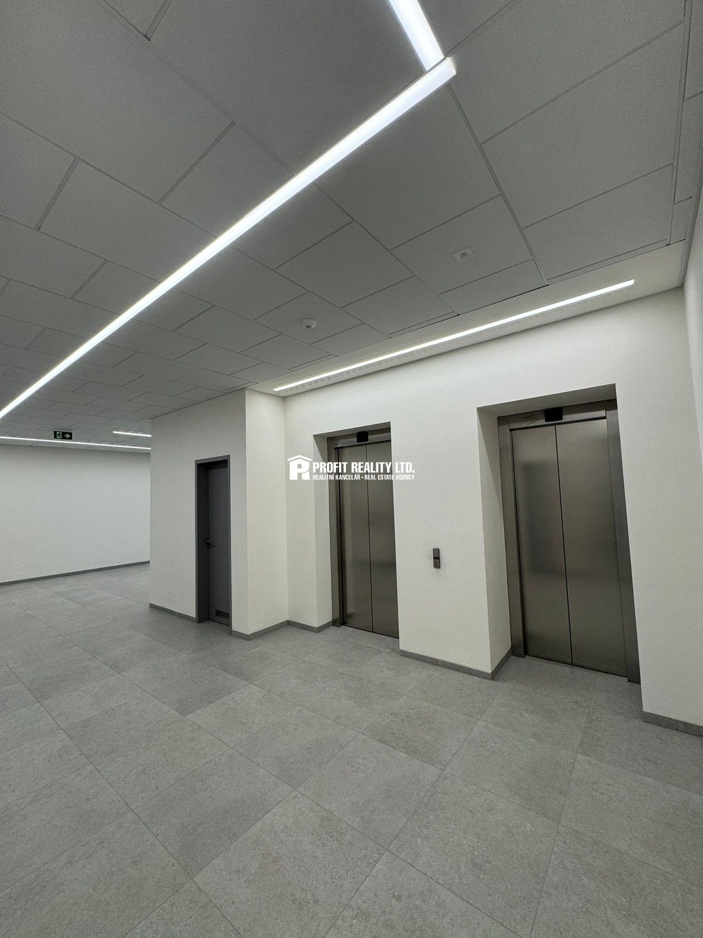 Pronájem bytu 2+kk 50 m² - foto 17