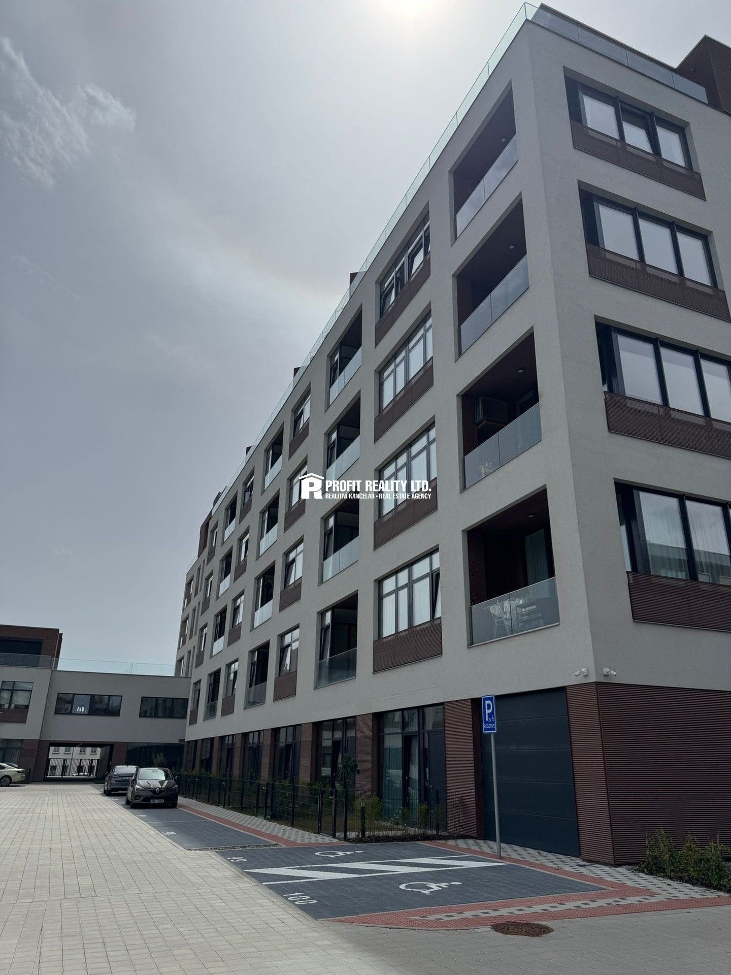 Pronájem bytu 2+kk 50 m² - foto 22