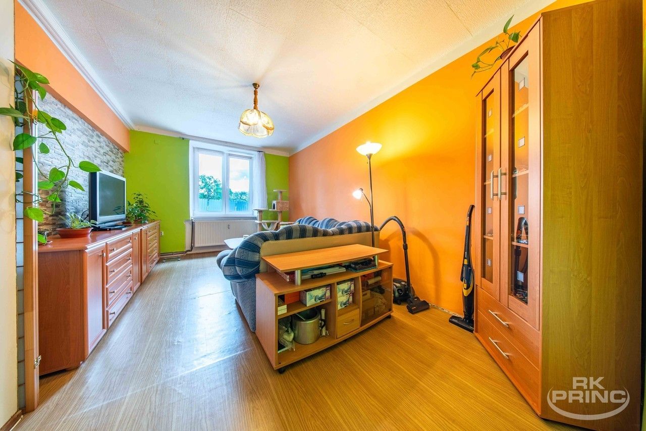 Prodej bytu 3+1 77 m² - foto 1