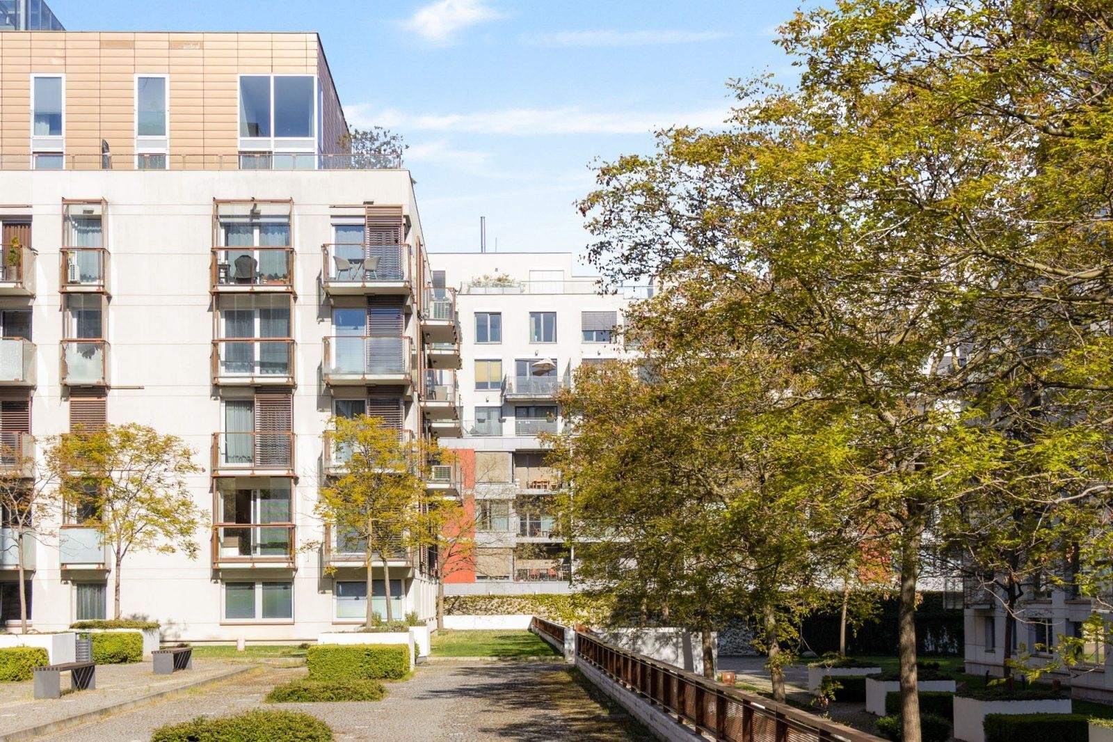 Prodej bytu 2+kk 58 m² - foto 2