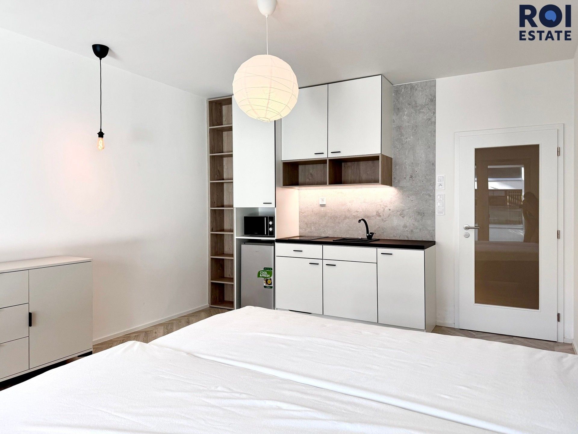 Pronájem bytu 1+kk 38 m² - foto 4