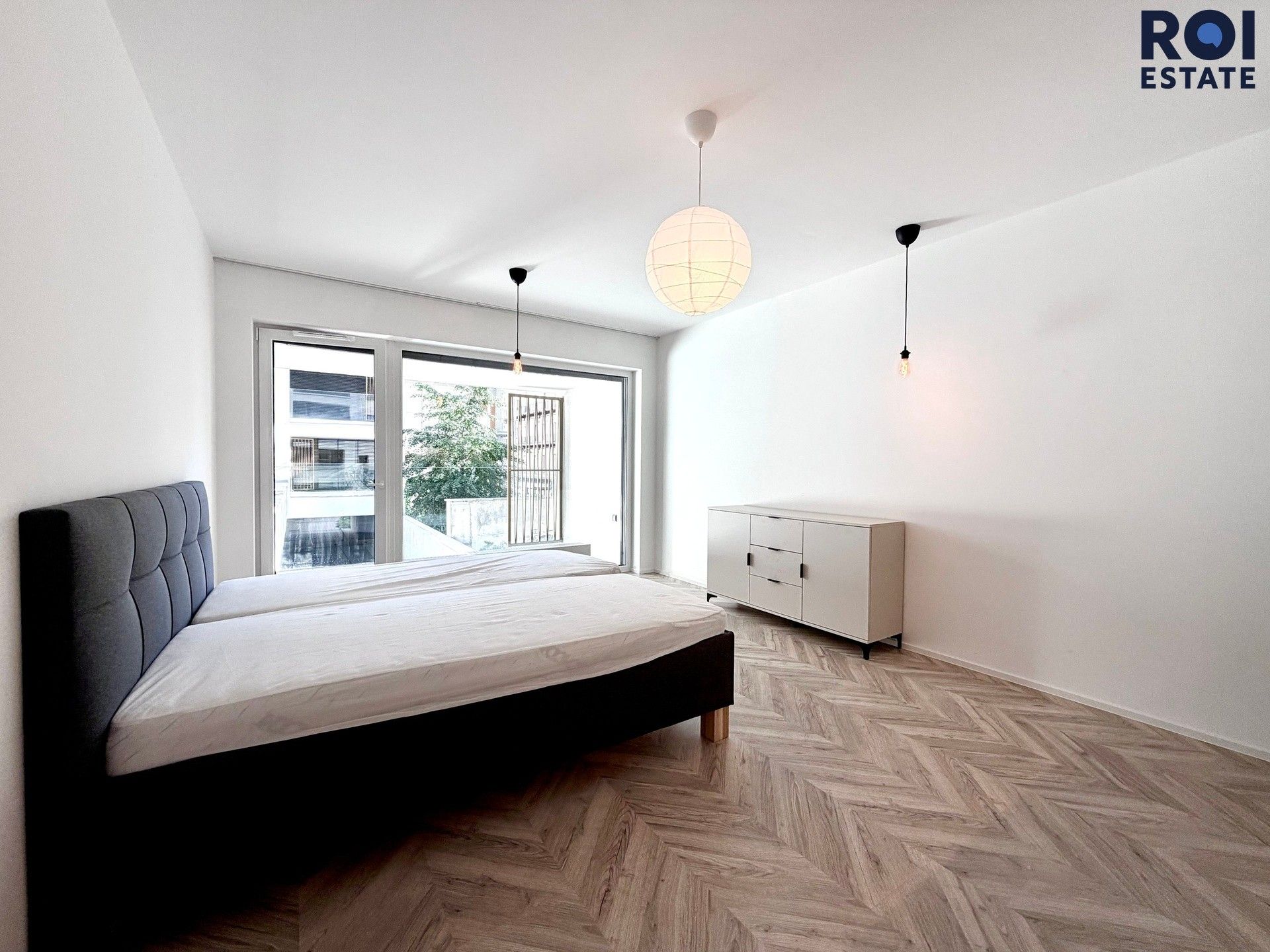 Pronájem bytu 1+kk 38 m² - foto 7