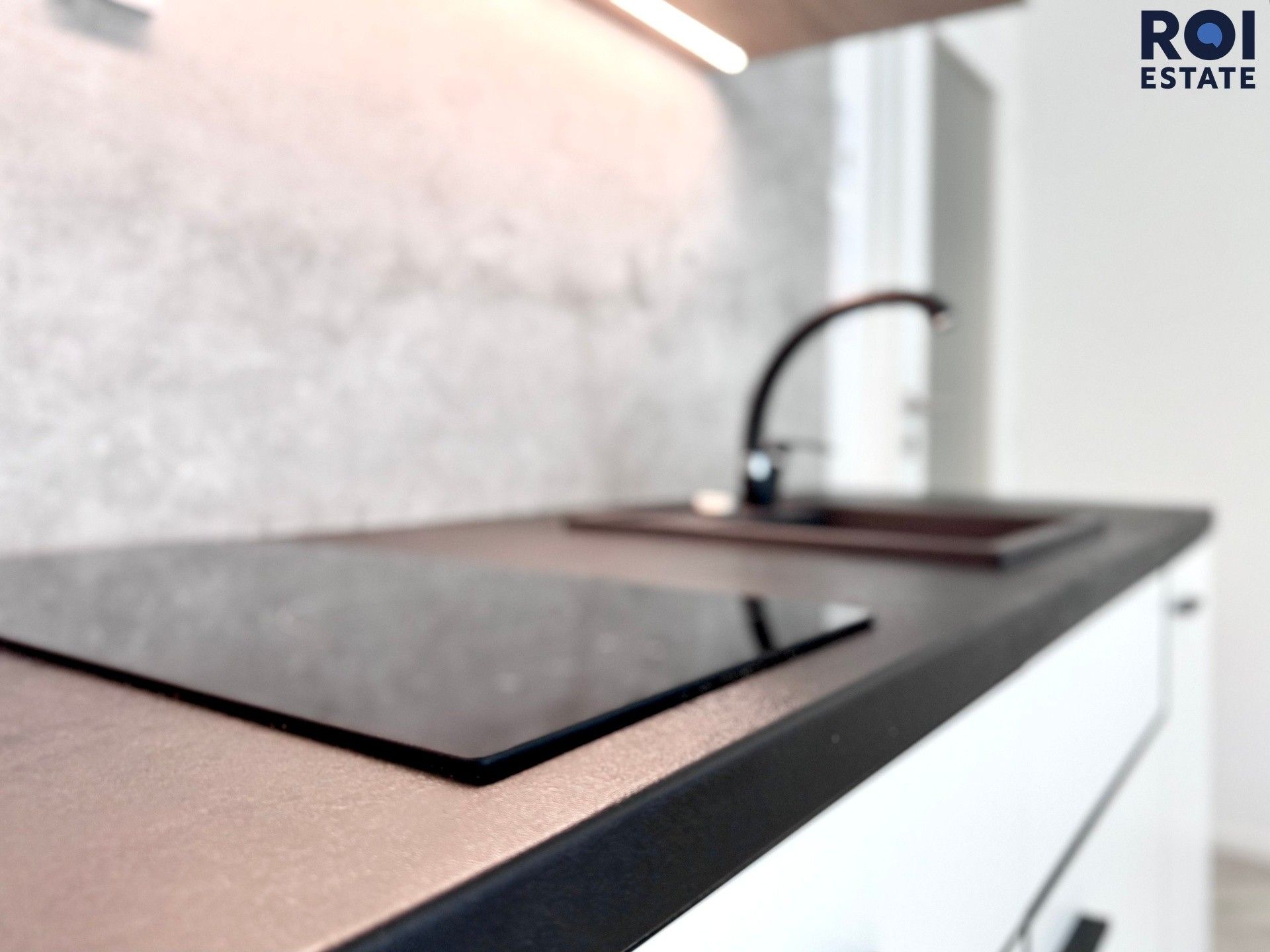 Pronájem bytu 1+kk 38 m² - foto 10