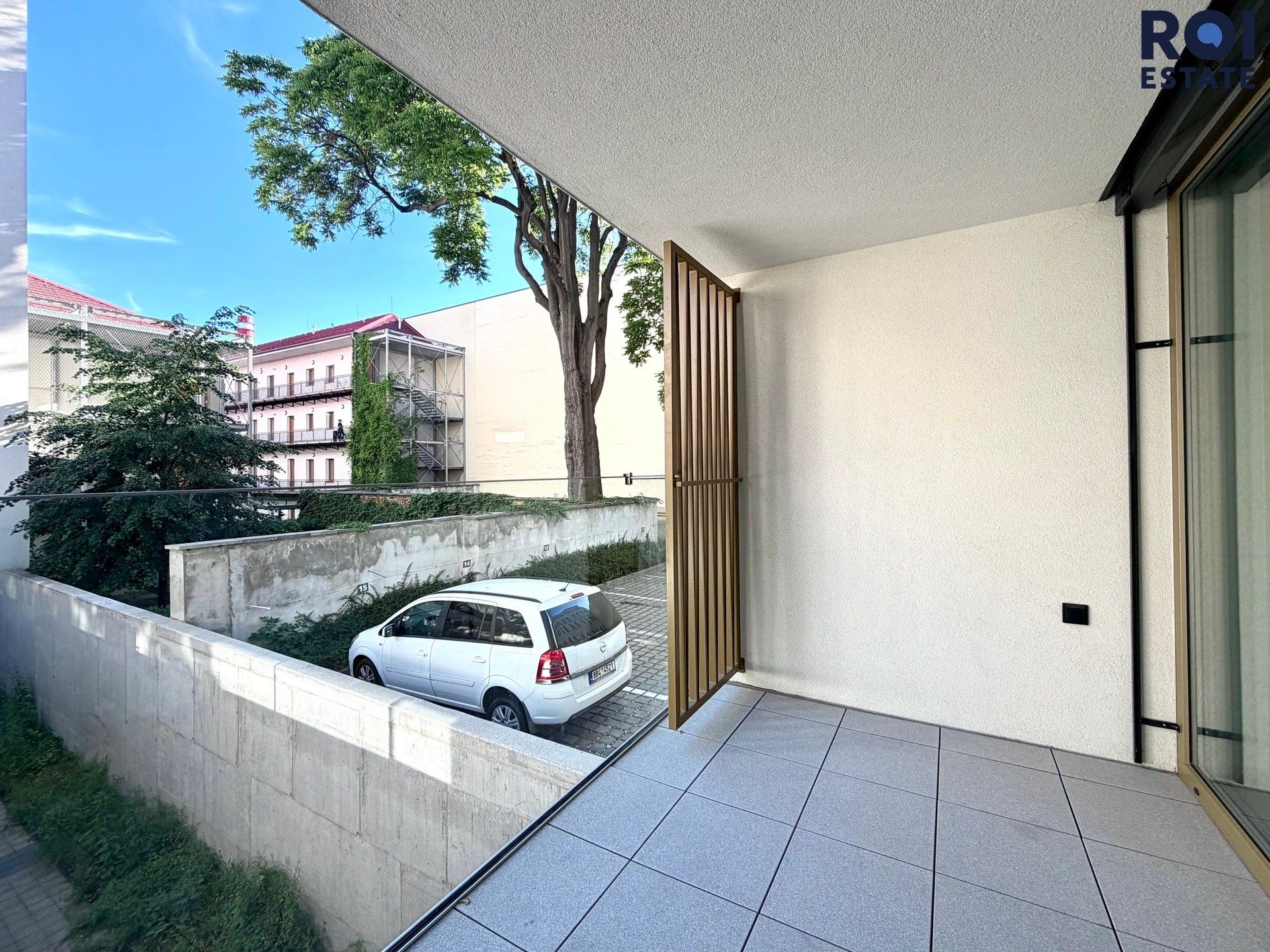 Pronájem bytu 1+kk 38 m² - foto 14
