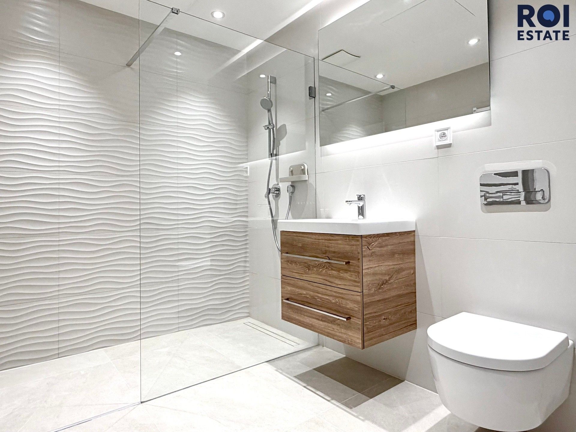 Pronájem bytu 1+kk 38 m² - foto 23
