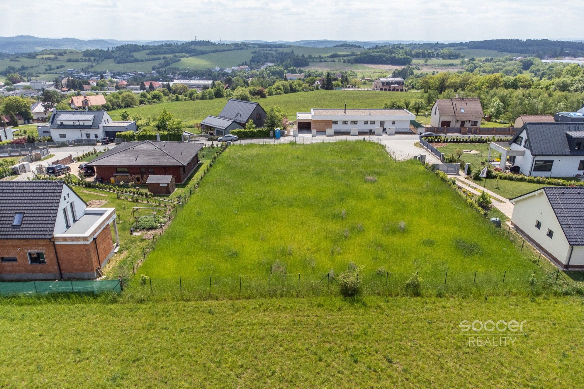 Prodej pozemku 1192 m² - foto 2
