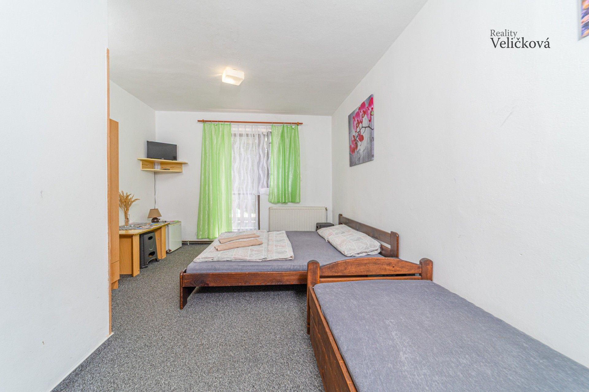 Prodej komerčního prostoru 700 m² - foto 22