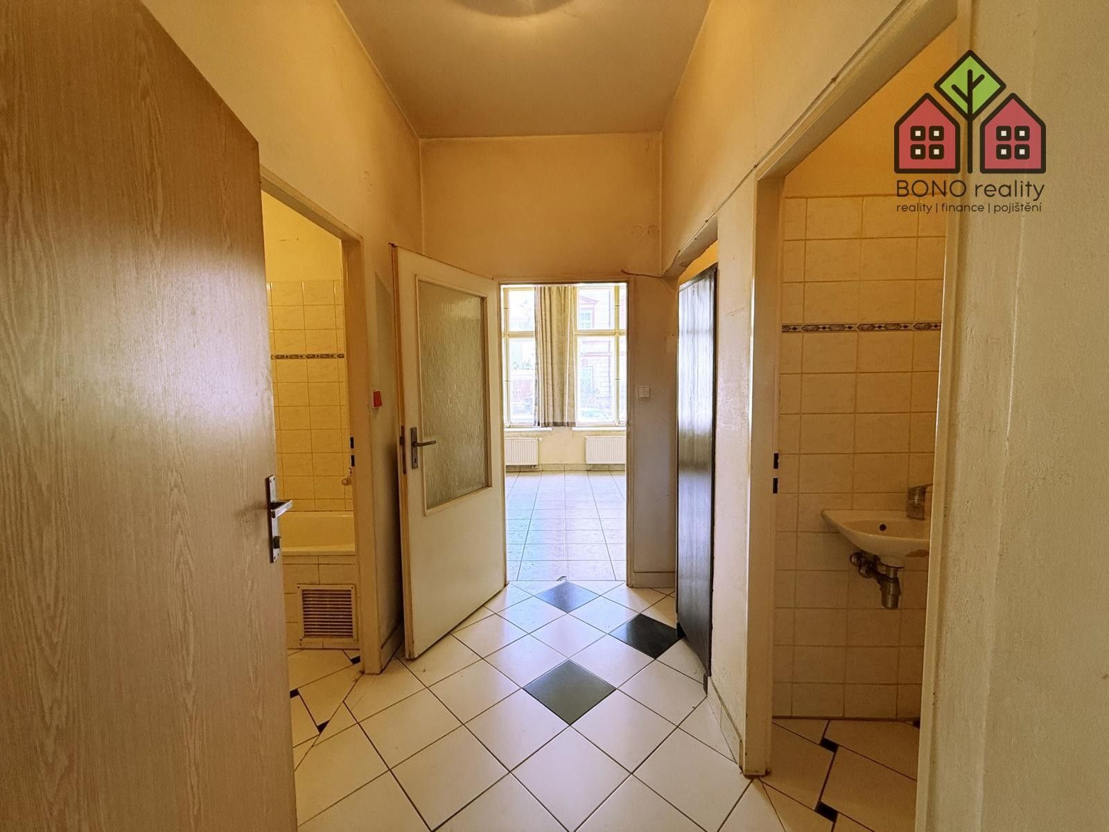 Prodej bytu 2+1 103 m² - foto 4