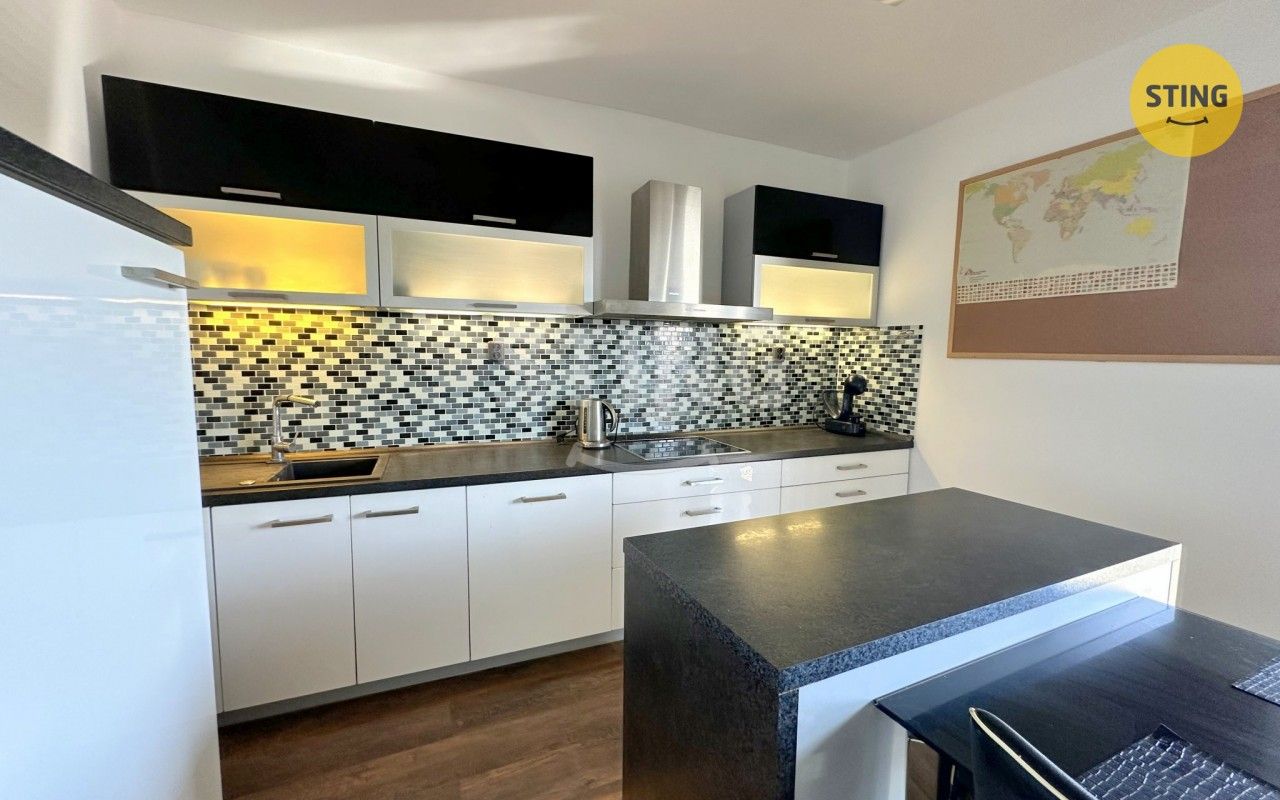 Pronájem domu 230 m² - foto 4