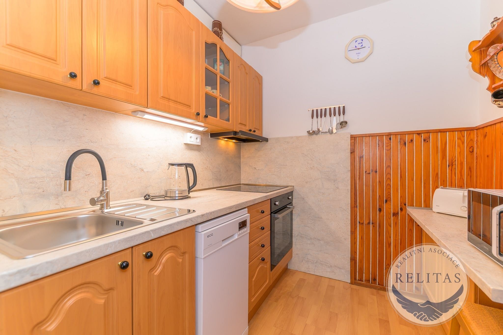 Pronájem bytu 3+kk 60 m² - foto 2