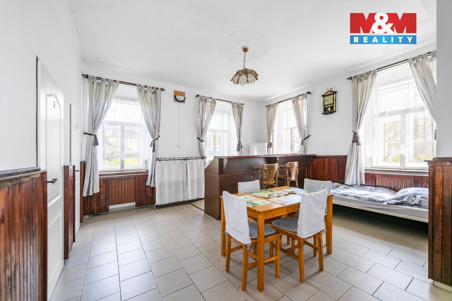 Prodej komerčního prostoru 371 m² - foto 5