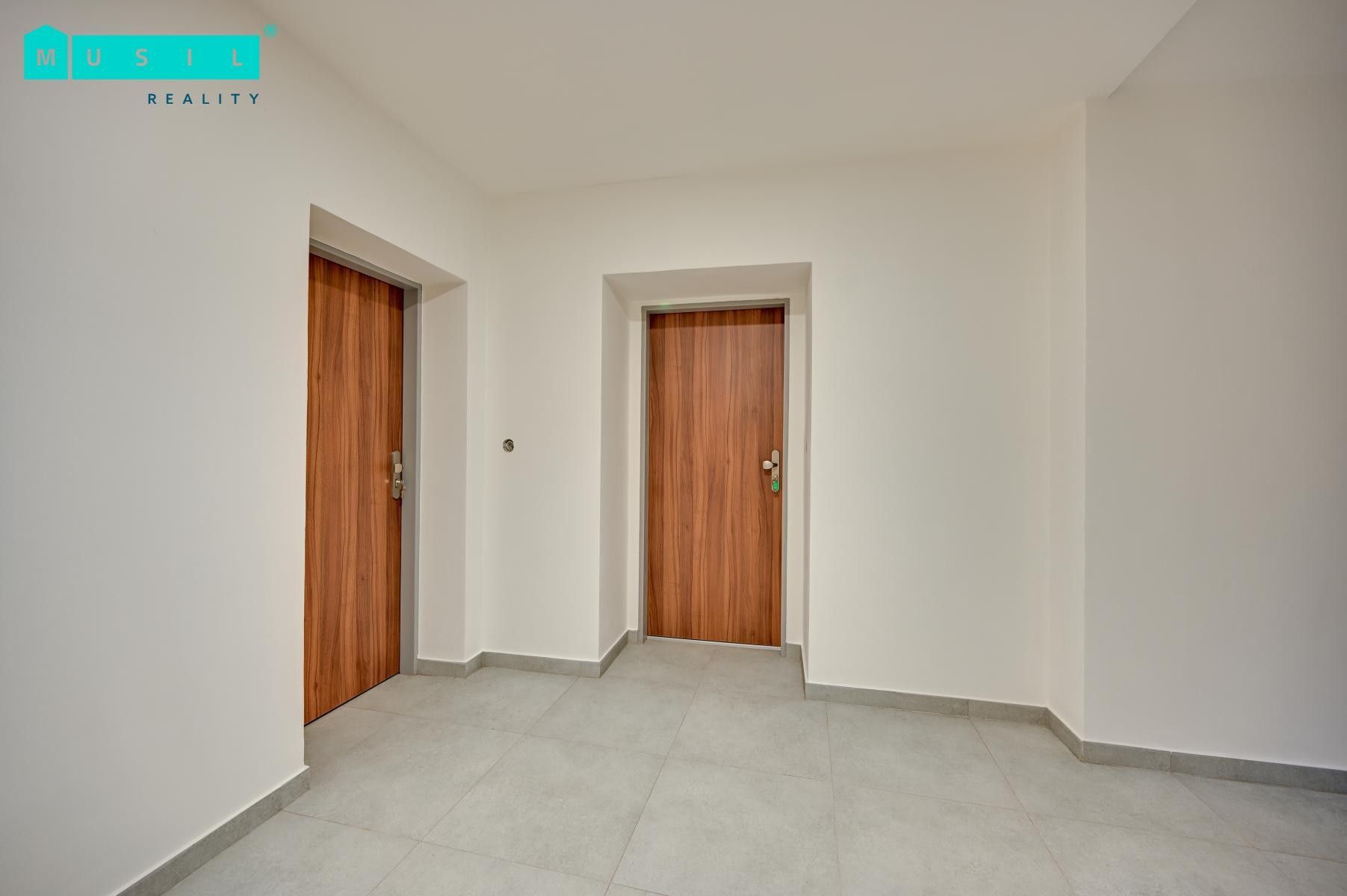 Prodej bytu 1+1 35 m² - foto 12
