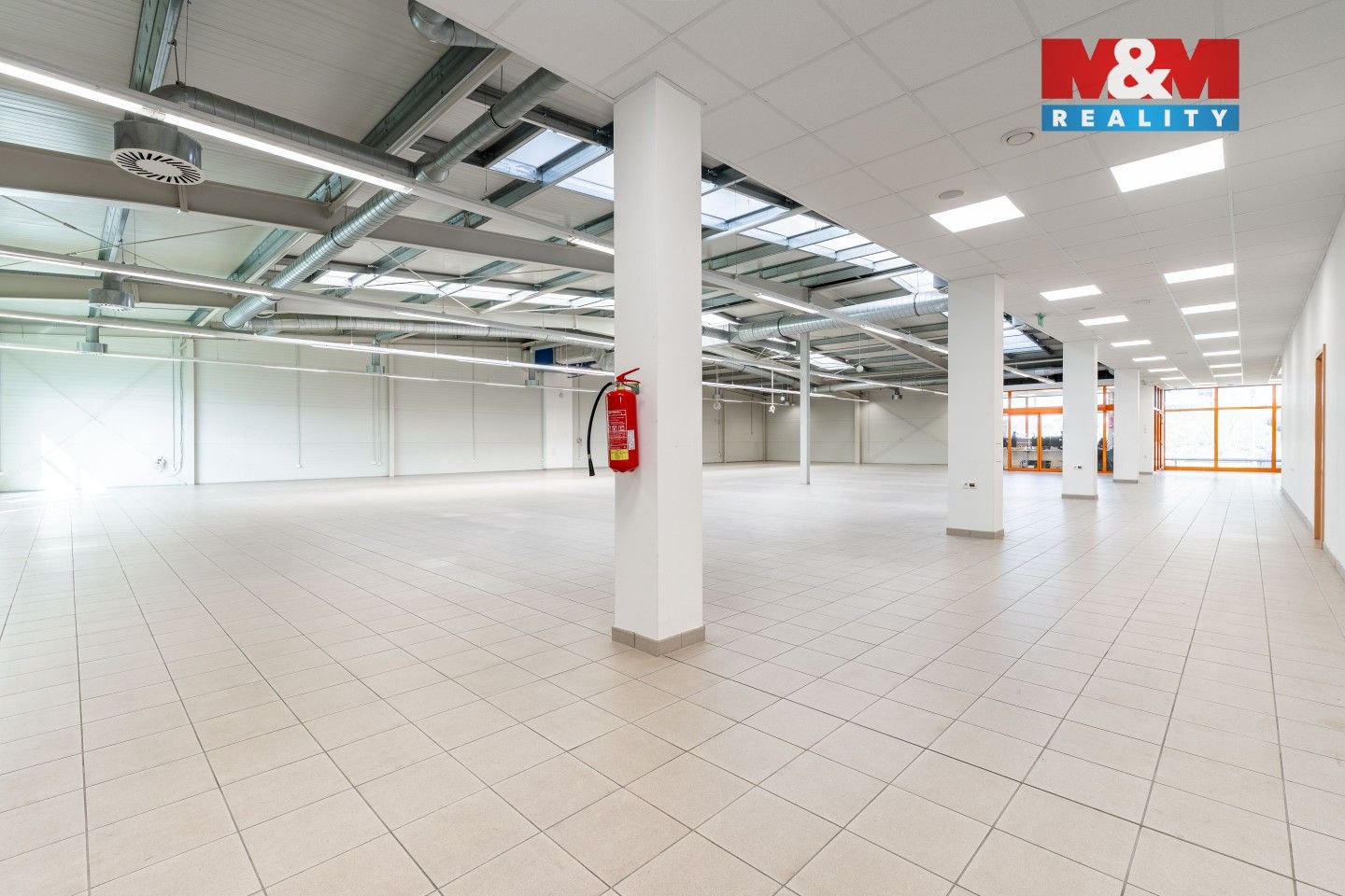 Prodej komerčního prostoru 1224 m² - foto 6
