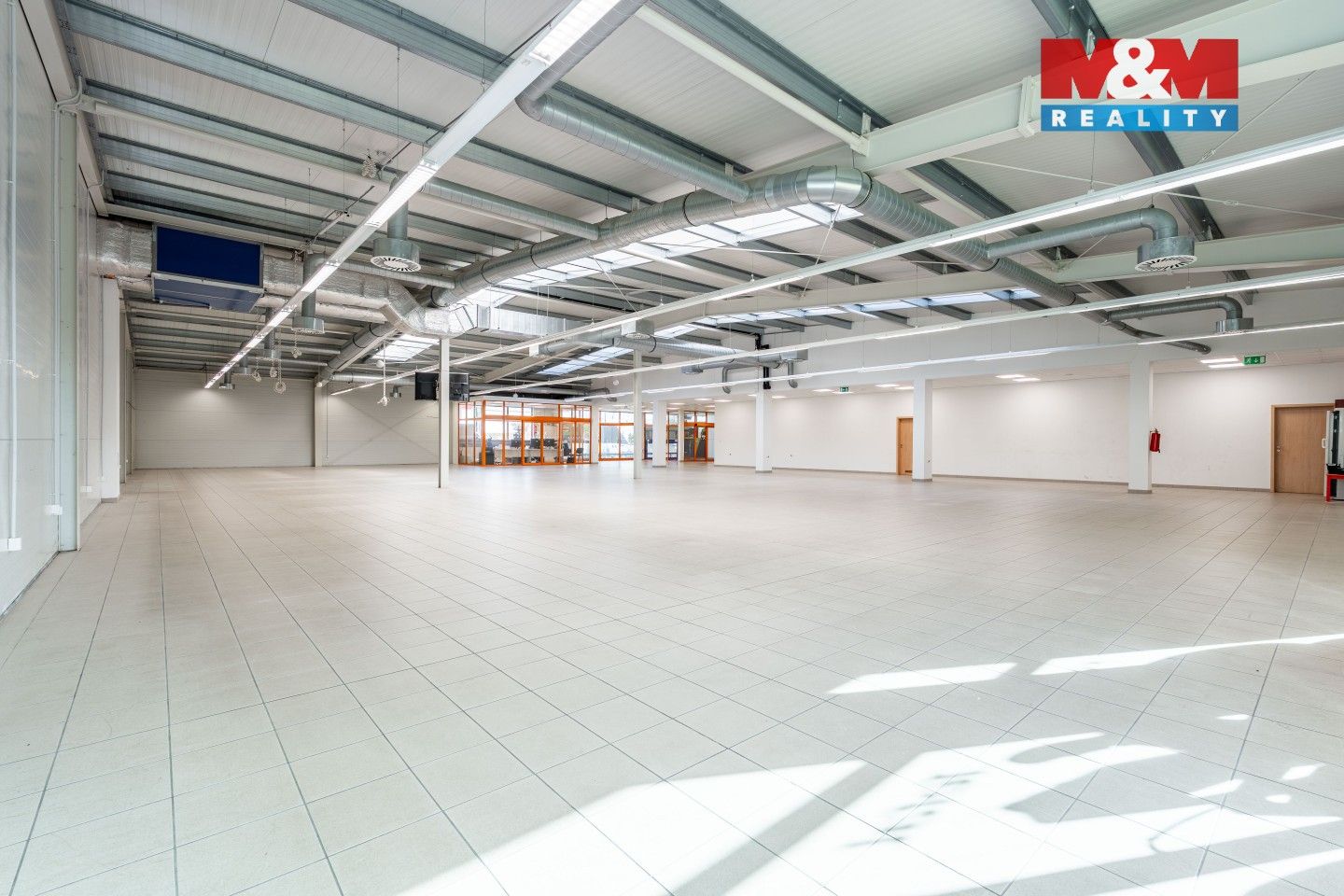 Prodej komerčního prostoru 1224 m² - foto 9