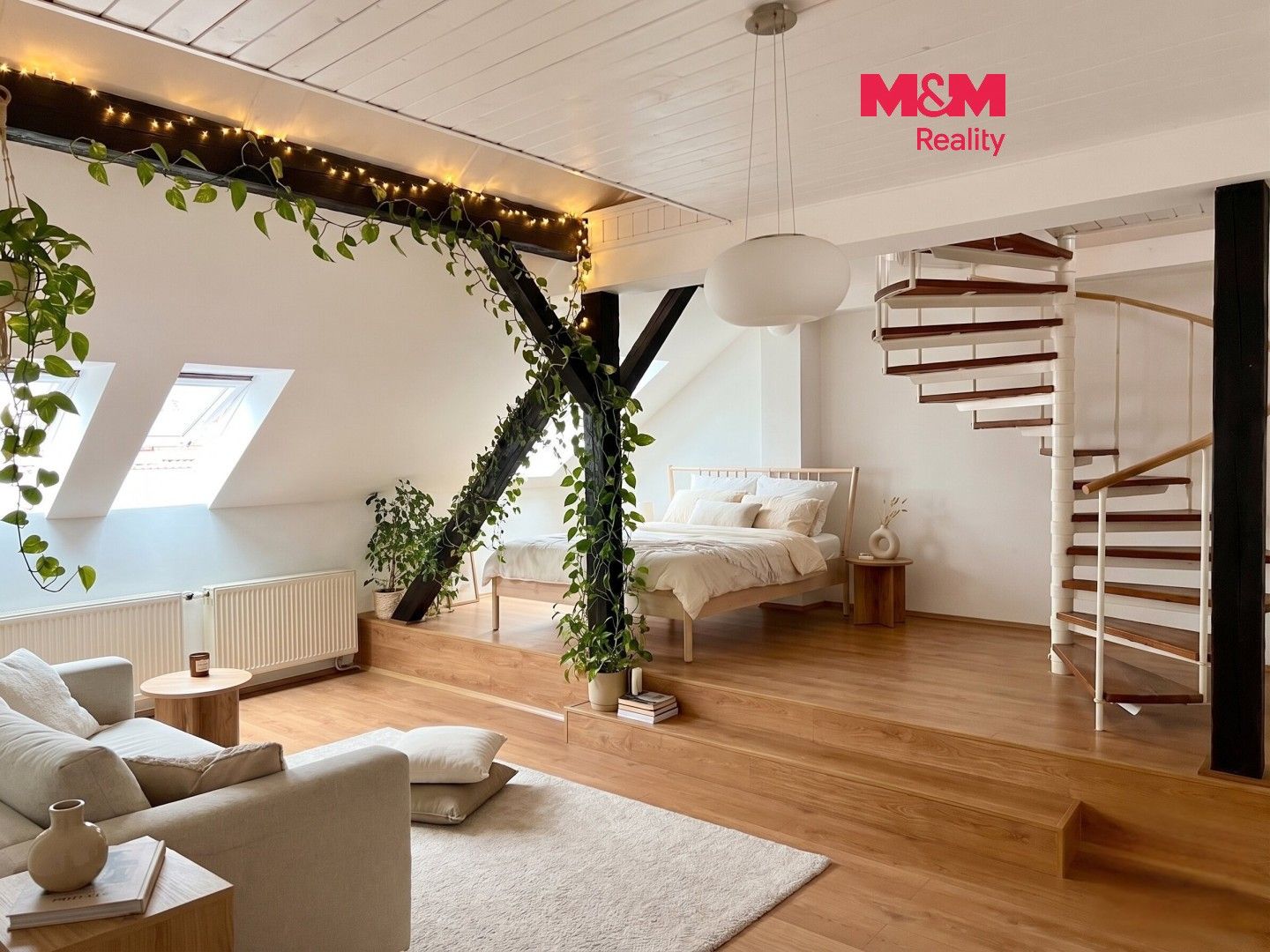 Pronájem bytu 2+kk 88 m² - foto 1