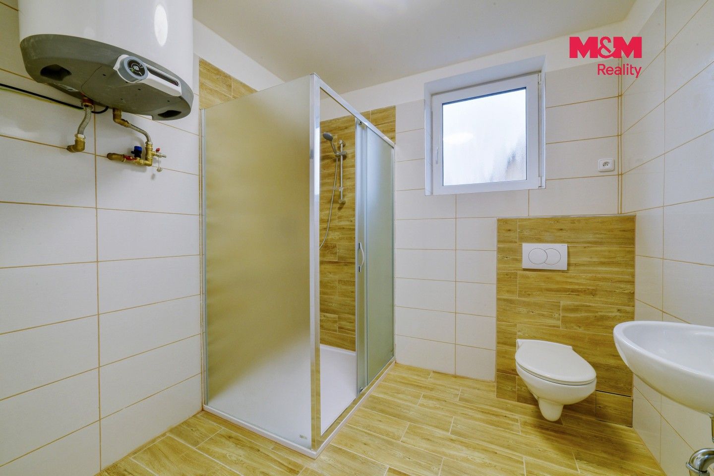 Pronájem bytu 3+kk 71 m² - foto 3