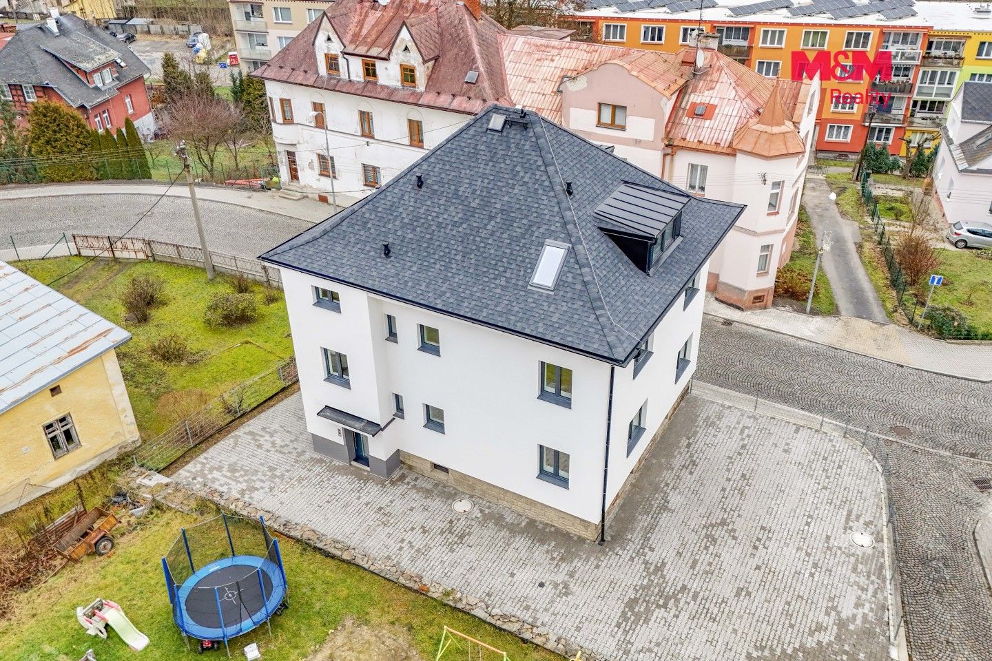 Pronájem bytu 3+kk 71 m² - foto 9
