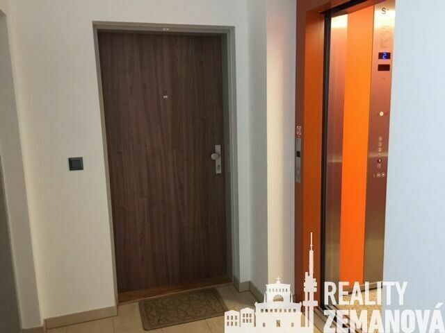 Pronájem bytu 1+kk 30 m² - foto 5