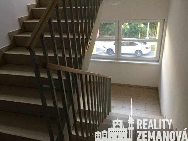 Pronájem bytu 1+kk 30 m² - foto 6